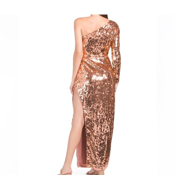 NWOT Mc Duggar gown - Picture 2 of 2